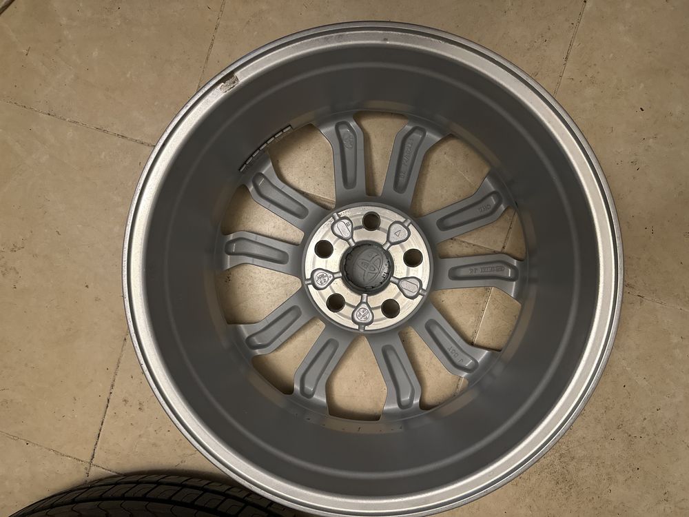 4бр.оригинални джанти Toyota 17” 5x114,3