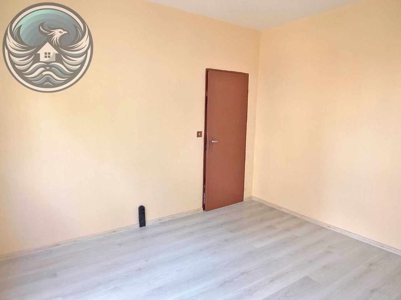Дава се под наем Двустаен апартамент в Разград, Лудогорие - 60 кв.м за 61200 € - Снимка #2