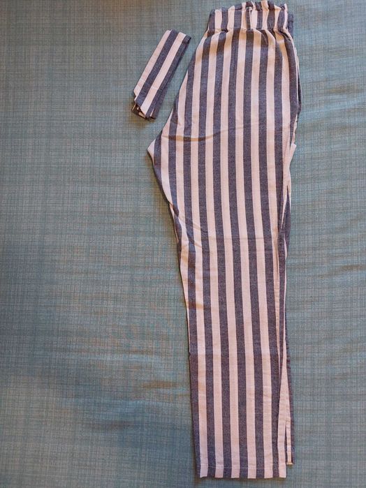 Панталон с колан, бяло и синьо