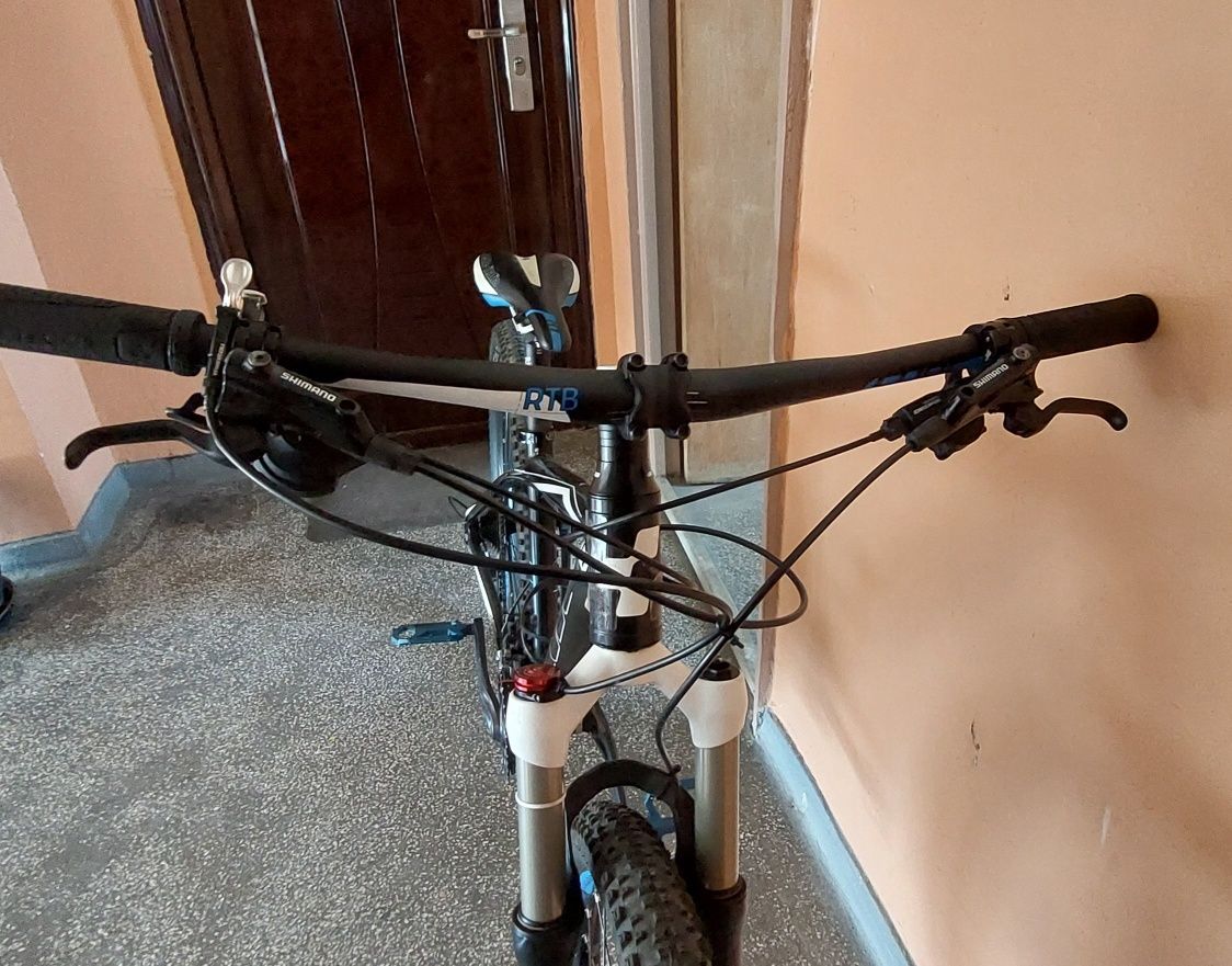 Bicicleta MTB CUBE  LTD 27.5