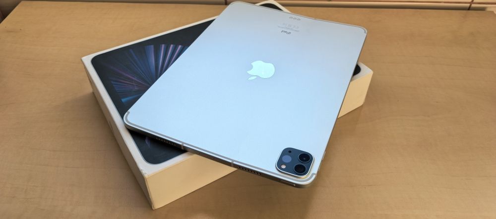 Apple IPad Pro 11" gen 3 256GB_M1_Cellular/SIM (Sticla Sparta/Indoita)