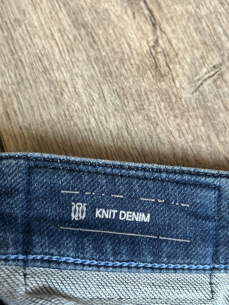 Hugo Boss : Delaware Knit Denim - размер 36 / Оригинал