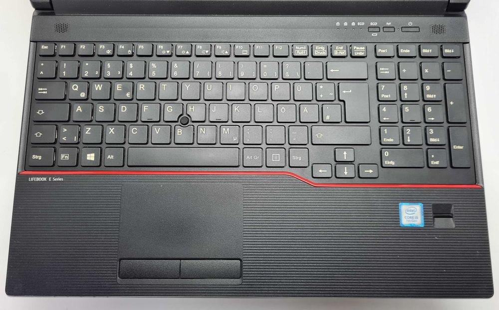 Fujitsu Lifebook E557 i5 7200U/8GB/240SSD/FHD