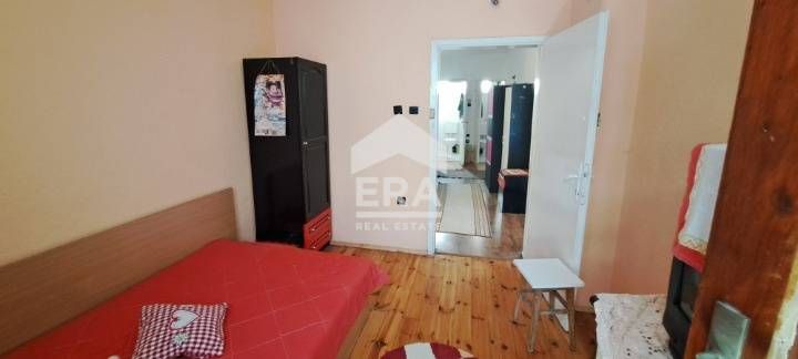 Продава се Етаж от къща в Поморие - 60 кв.м за 1417 €/кв.м - Снимка #6
