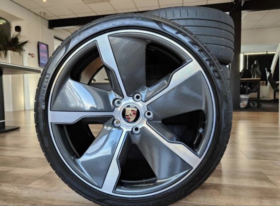 Порше тайкан джанти 21 цола / Porsche Taycan