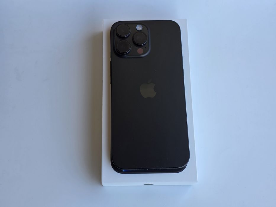 IPhone 16 Pro Max 256gb / 100% Батерия/Бартер