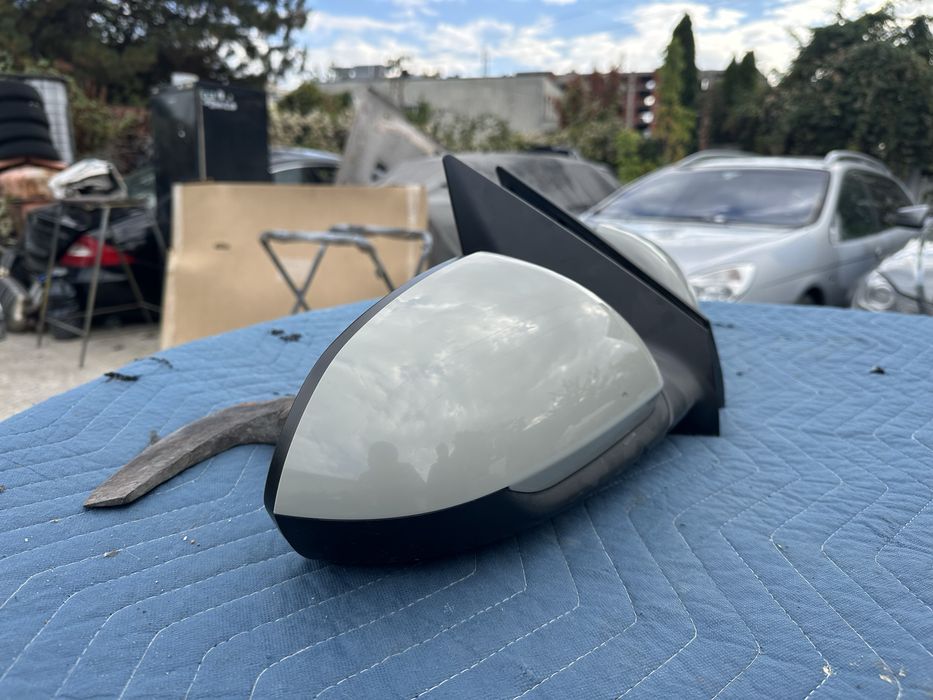 Kia Stonic огледала