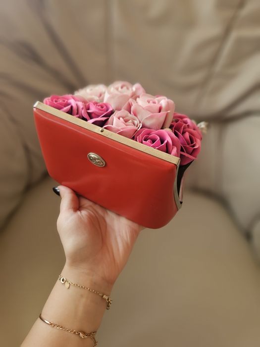 Aranjament floral gentuta