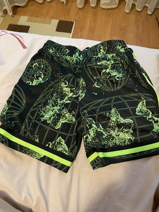 pantaloni de baschet under urmour colectia Curry