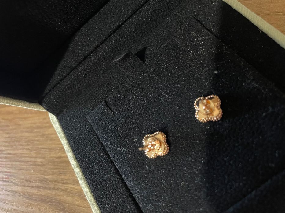 Van Cleef & Arpels - Cercei Rose Gold Pink versiunea mica (aur/pink)