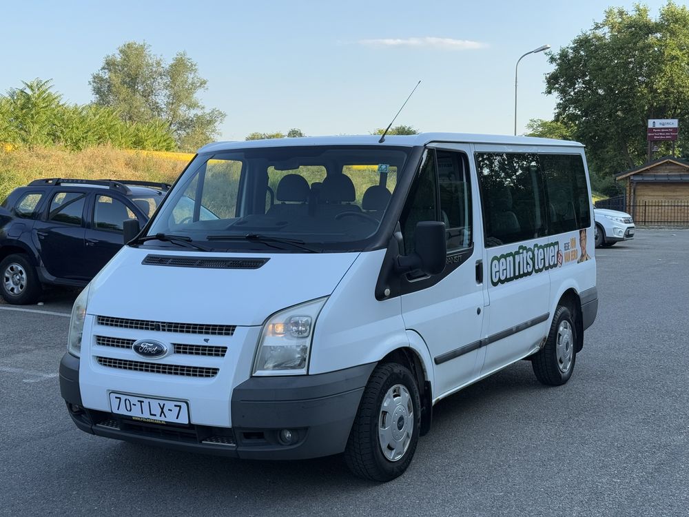 Ford Transit 8+1 Locuri 101 Cp Euro 5