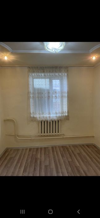 Квартира Бір екі үш бөлмелі квартира бар