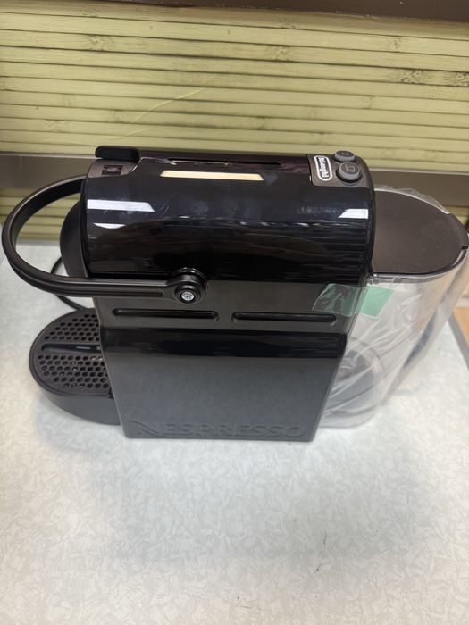 Кафемашина с капсули Nespresso Inissia