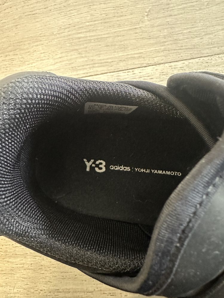 Adidas Y-3 Zazu Boost. Marime 40 2/3
