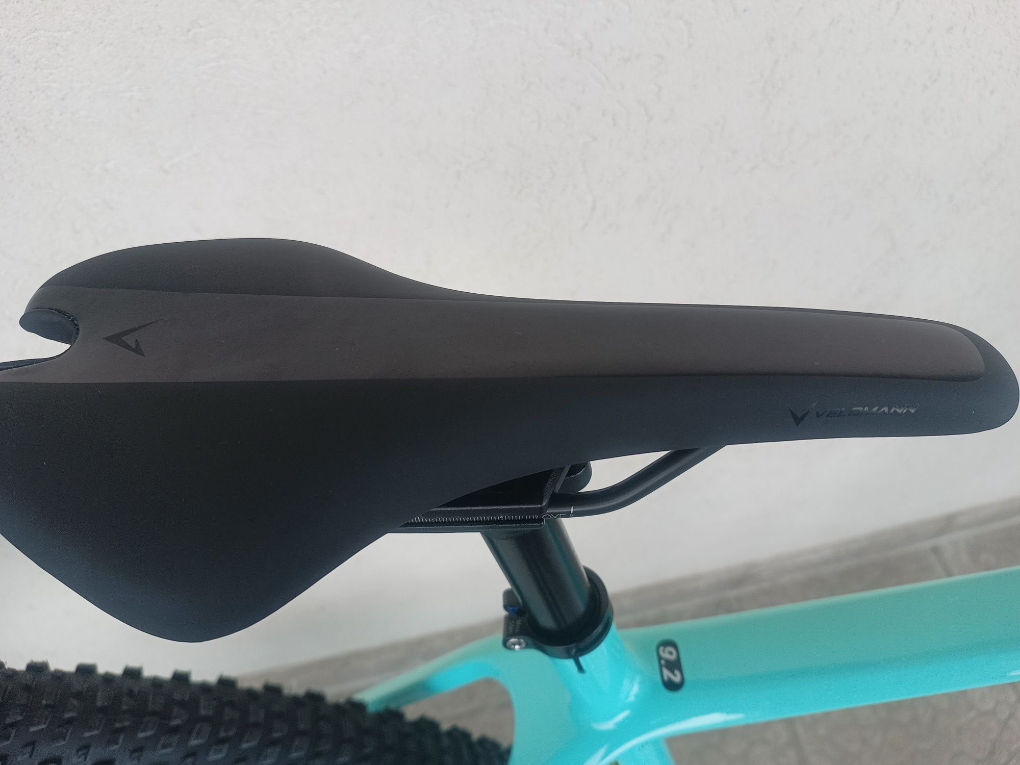 Чисто нов карбонов MTB велосипед Bianchi XL
