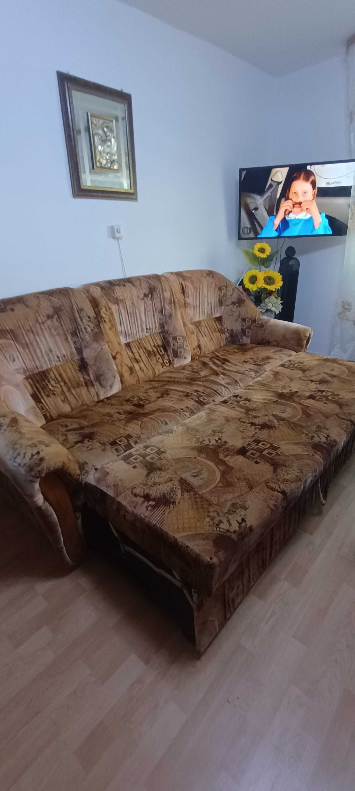 Canapea extensibila cu doua fotolii
