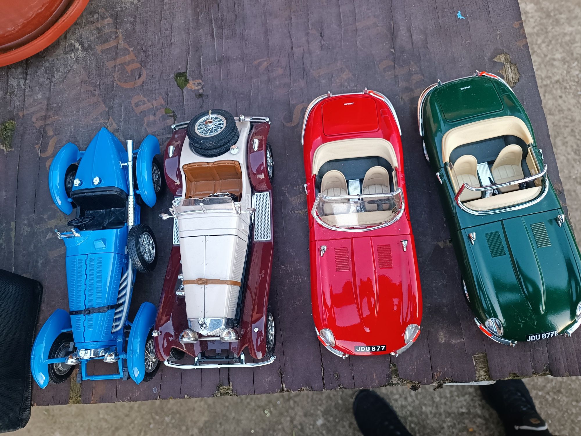 Колички bburago , ббураго 1:18