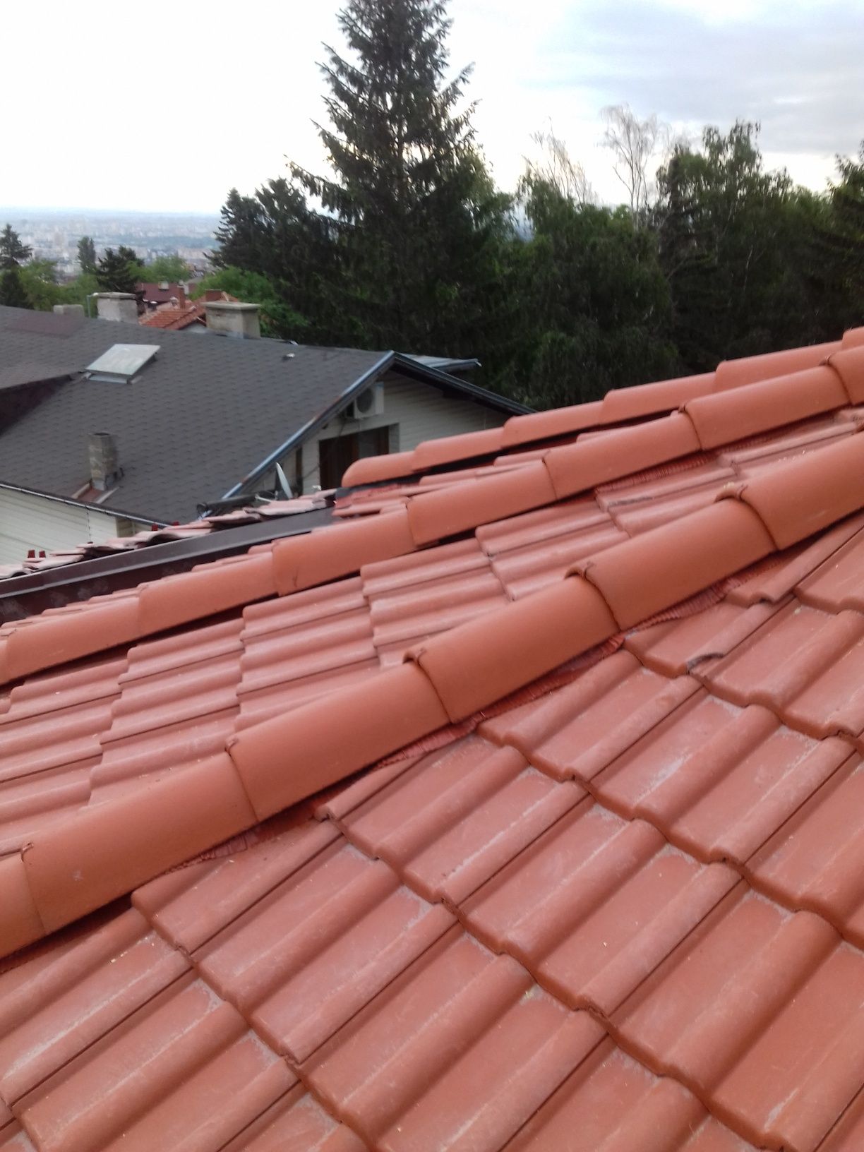 Ремонт на покриви,изграждане на нови,хидроизолация,улуци.
