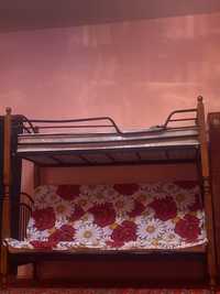 Двухярусный кровать