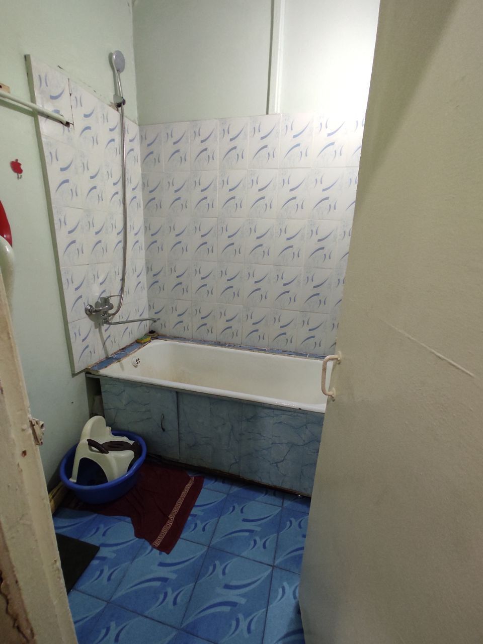 Юнусабад -6 1 хонали 2 килинган квартира ижарага берилади оилага