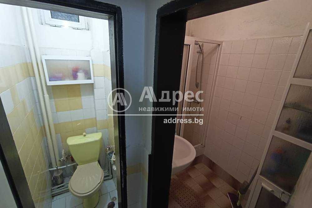 Продава се Тристаен апартамент в Разград, Варош - 98 кв.м за 1302 €/кв.м - Снимка #9