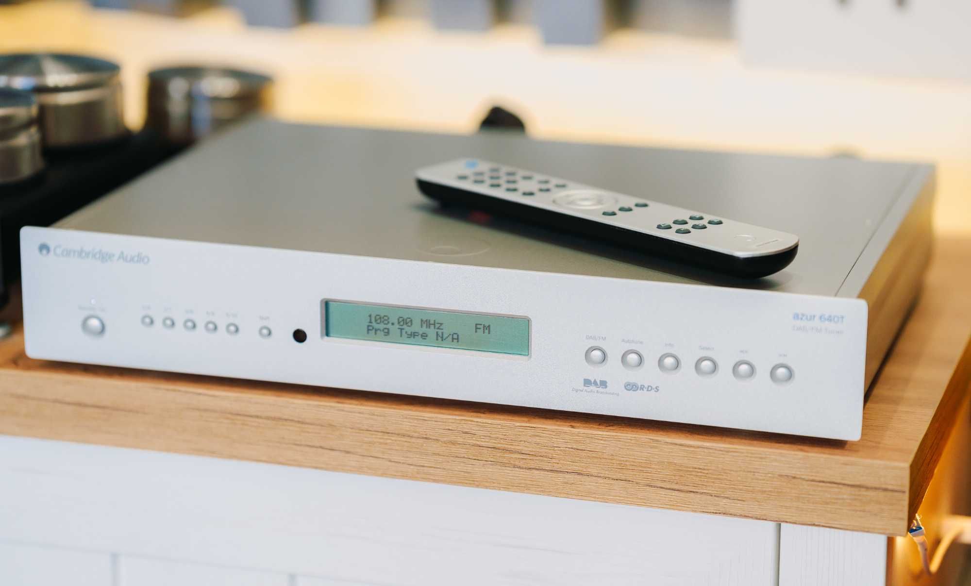 Cambridge Audio 840C + 640T – CD плейър/2хDAC/XLR и DAB/FM тунер