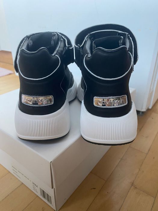 Елегантни обувки естествена кожа и боти Calvin Klein 36 номер