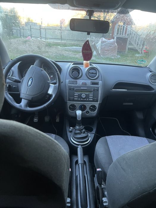 Ford Fiesta 1.4 benzina