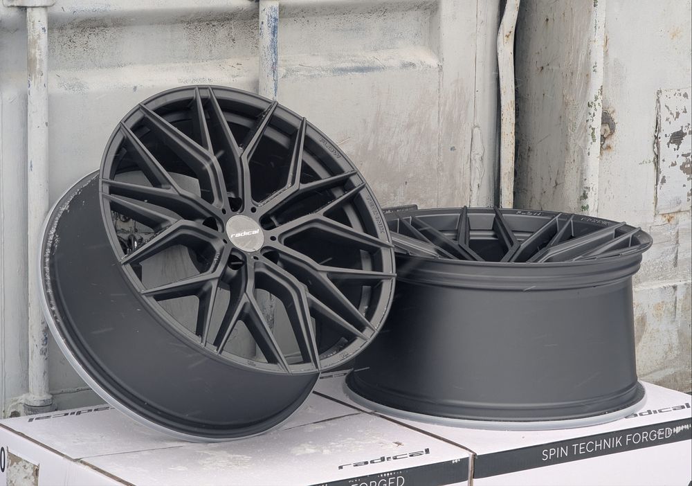 Диски R20 для BMW M6 F10 F13 F06 F01 F02 Camaro