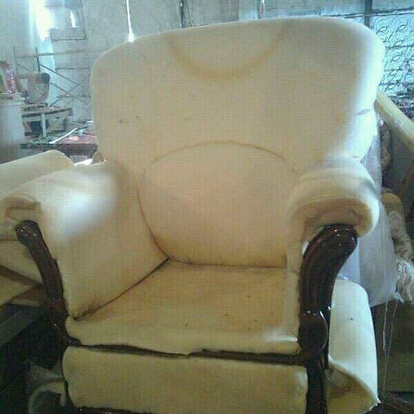 Реставрация. Перетяжка. Замена обивки мягкой мебели.