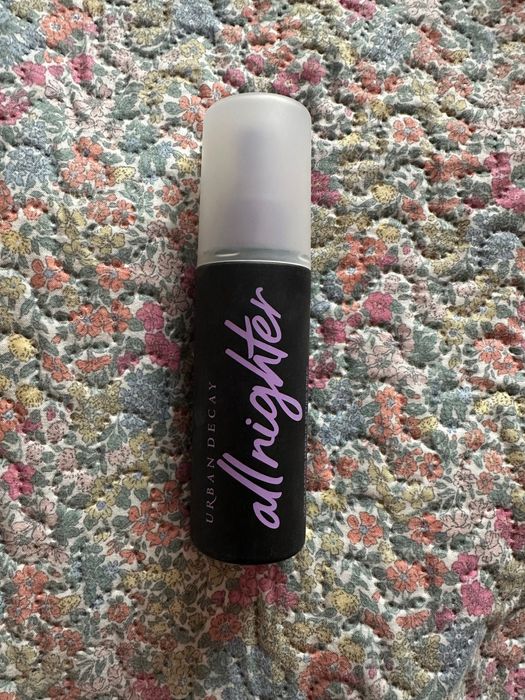 Urban Decay setting spray