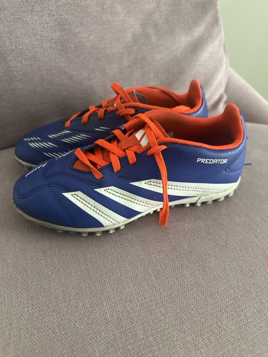 Ghete fotbal adidas predator