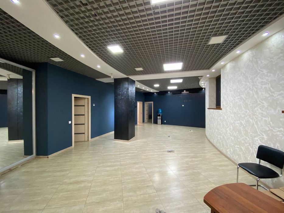 Аренда под Офис Ориентир Паркентский 234м2 2200$ торг