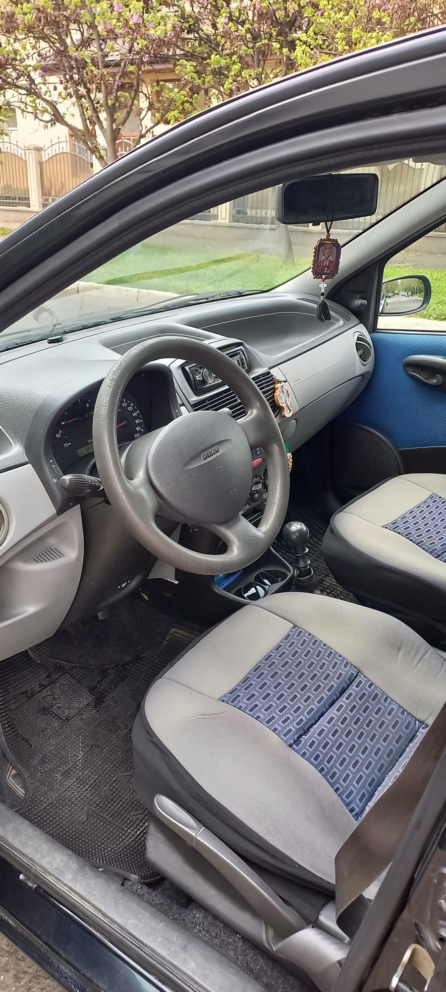 Vând fiat punto 1,2