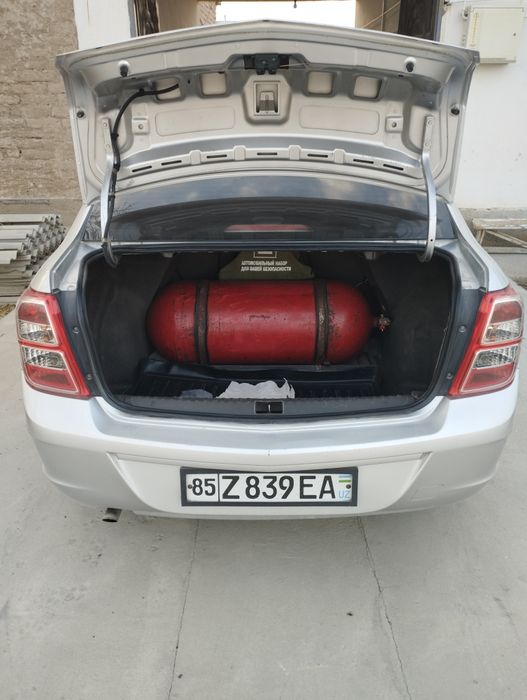 Сотилади Кобальт