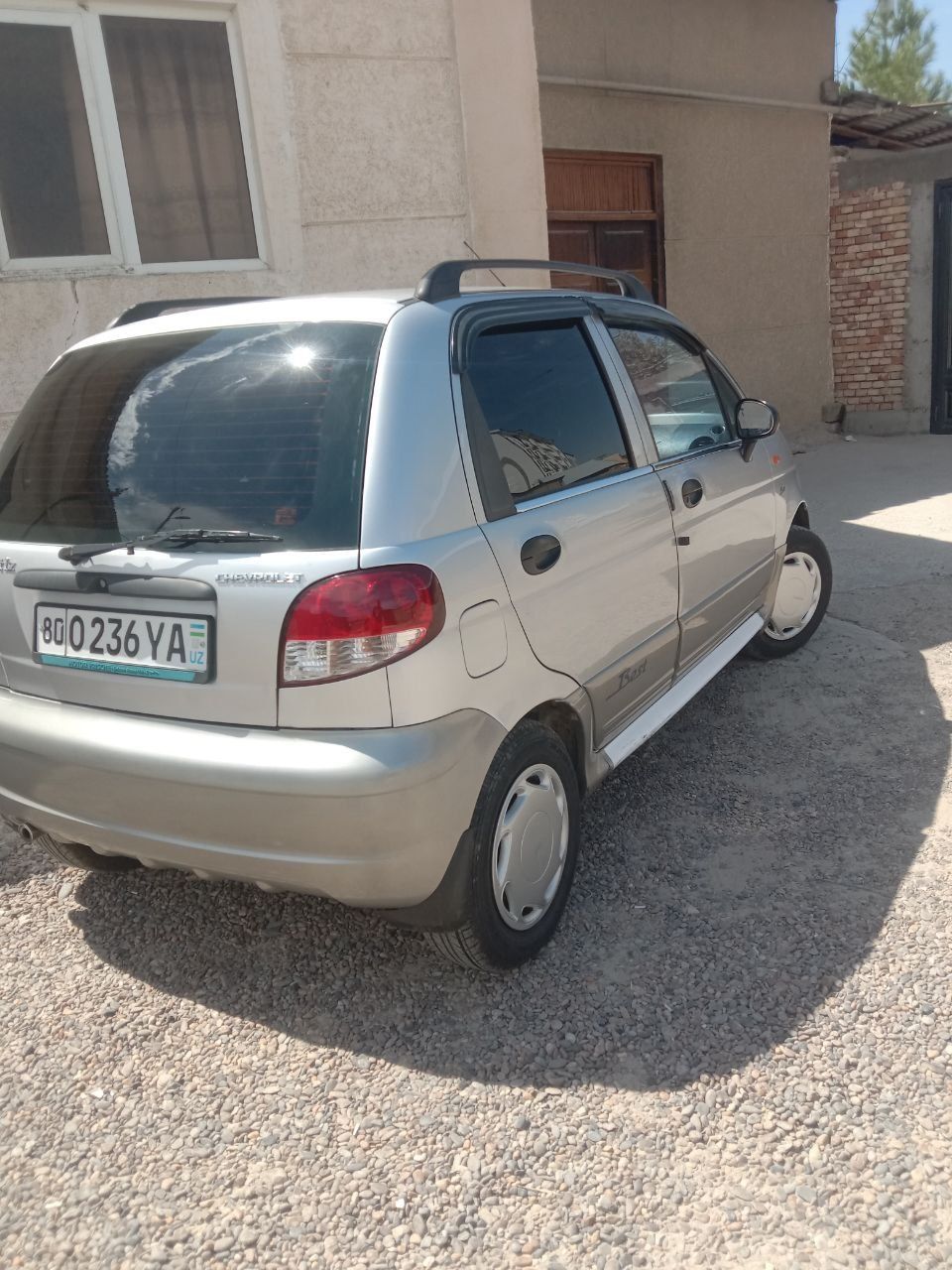 Matiz sotiladi metanda