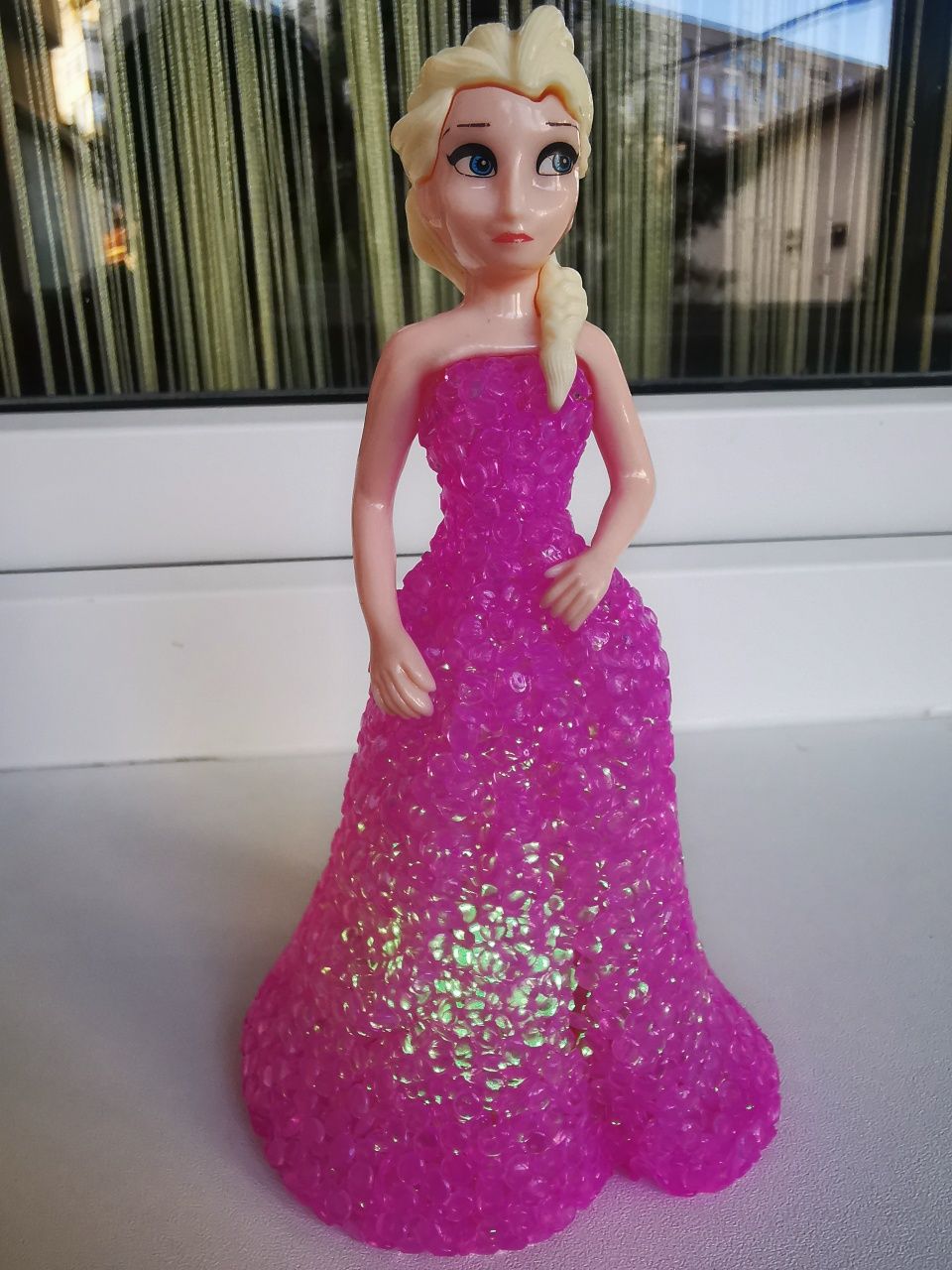 Figurina Elsa deosebita /  Jucarie ELSA frumoasa
