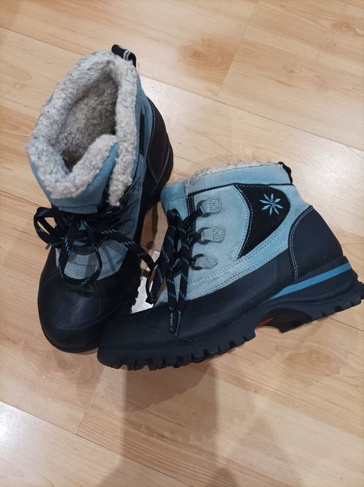 Зимни боти на Sporto