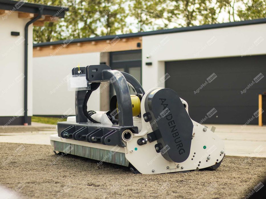 Tocator de resturi vegetale cu deplasare hidraulică 240 cm/ Super Plus