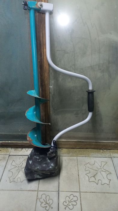 бур для зимней рыбалки