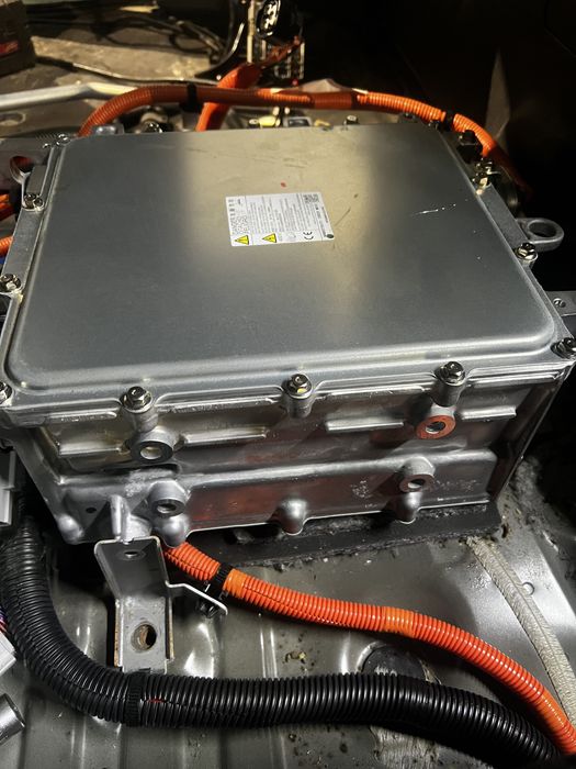 Invertor electric mitsubishi outlander 2.0 hybrid