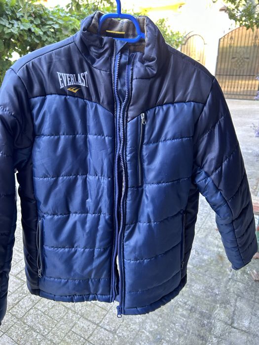 Geaca baieti Everlast marimea 12-13 ani
