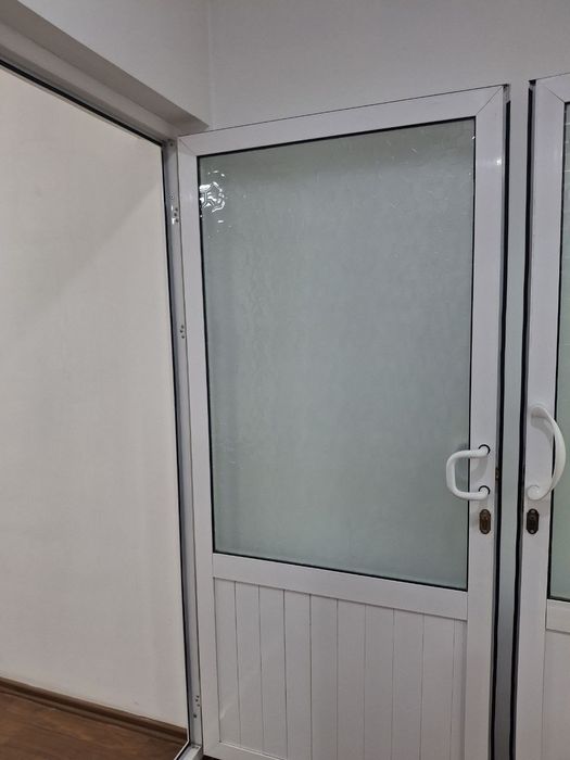 Двери 6шт По 300 тысяс