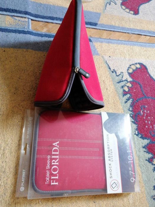 Husa moale burete noua rosie tableta 10 inch