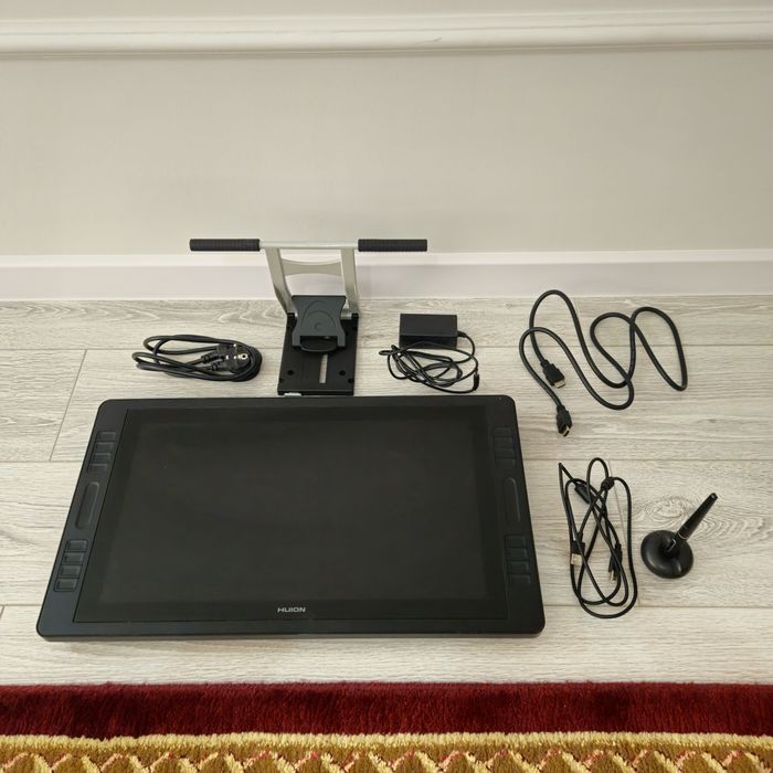 Продам графический дисплей (планшет)  Huion Kamvas Pro 20