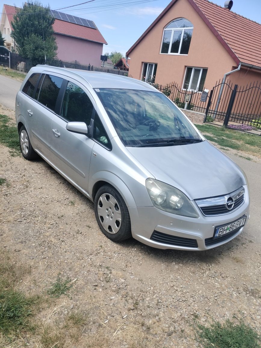 Opel Zafira b 1.9. 2007