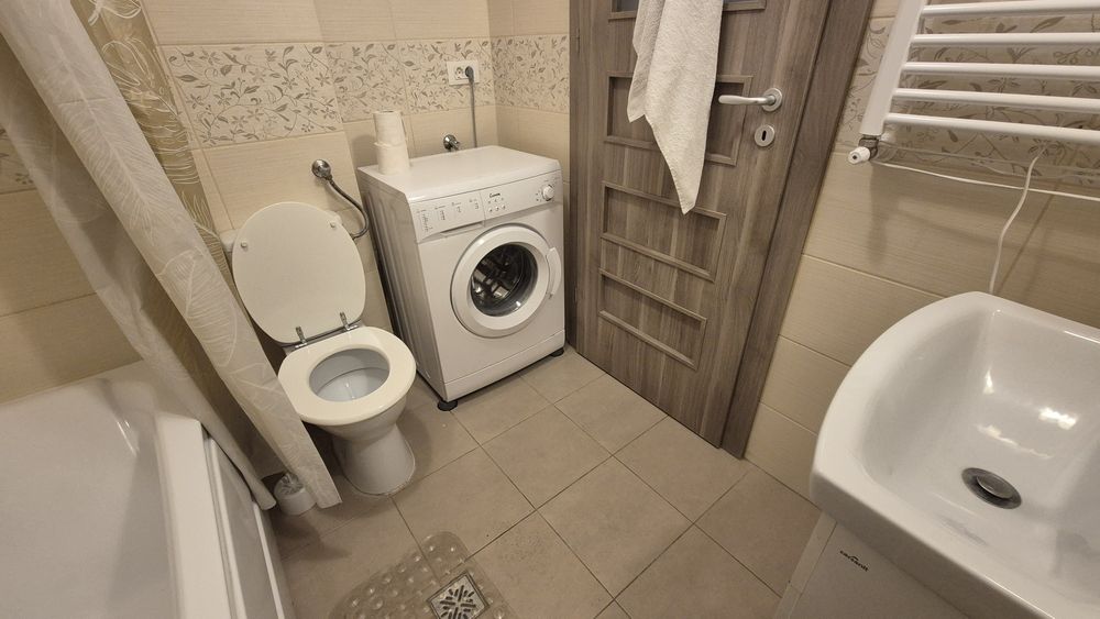 Inchiriez apartament 2 camere