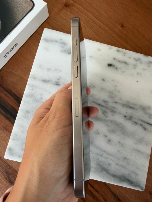 Iphone 15 Pro Max Silver