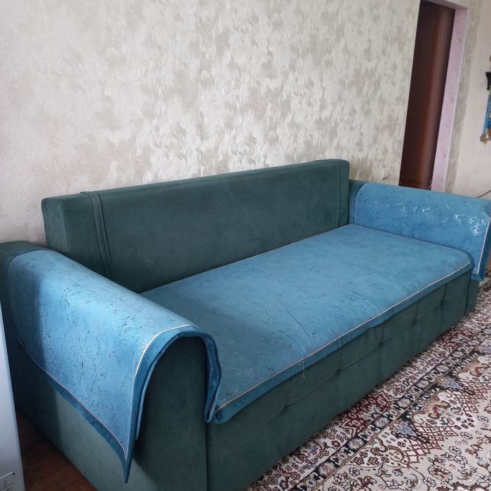Продам диван размер 220 длина ширина 110
