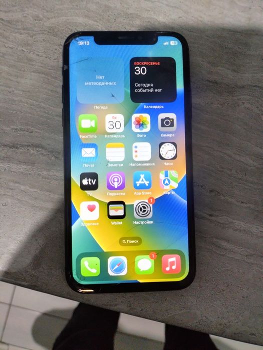 Продам айфон Х 64гб